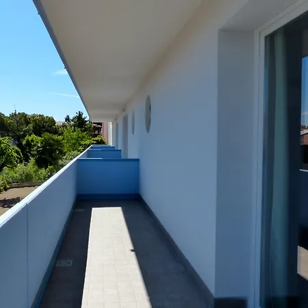 Vandrarhem Meet Gardalake Peschiera del Garda