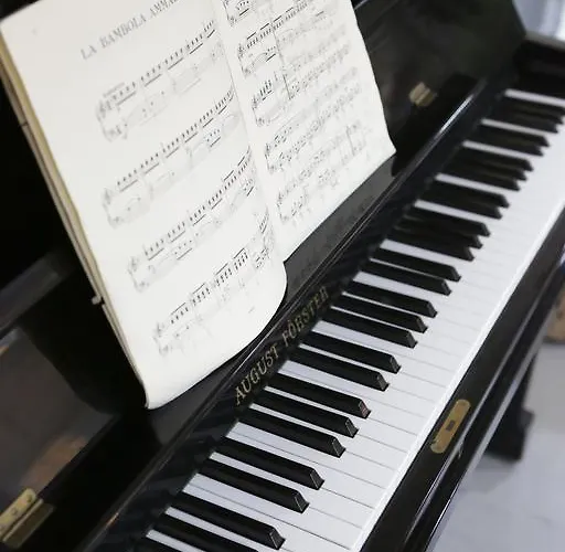 Hostel Meet Gardalake